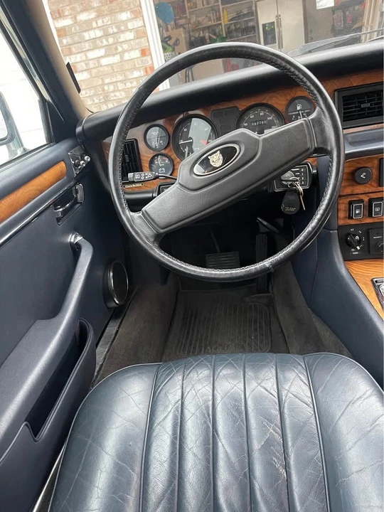 1987 Jaguar XJ Series 3 - Image 6 of 11