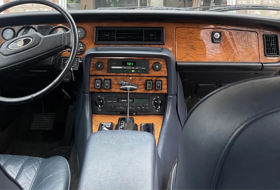 1987 Jaguar XJ Series 3 - Image 5 of 16
