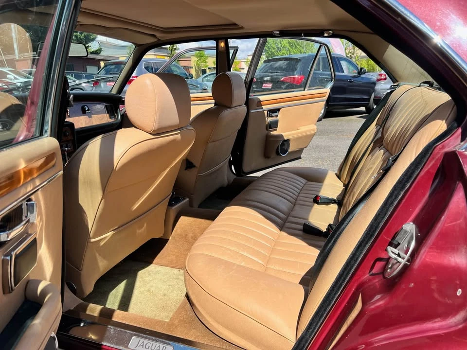 1987 Jaguar XJ Series 3 - Image 11 of 19