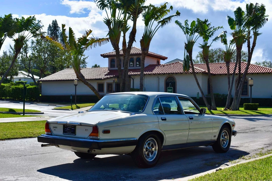 1987 Jaguar XJ Series 3 - Image 19 of 31