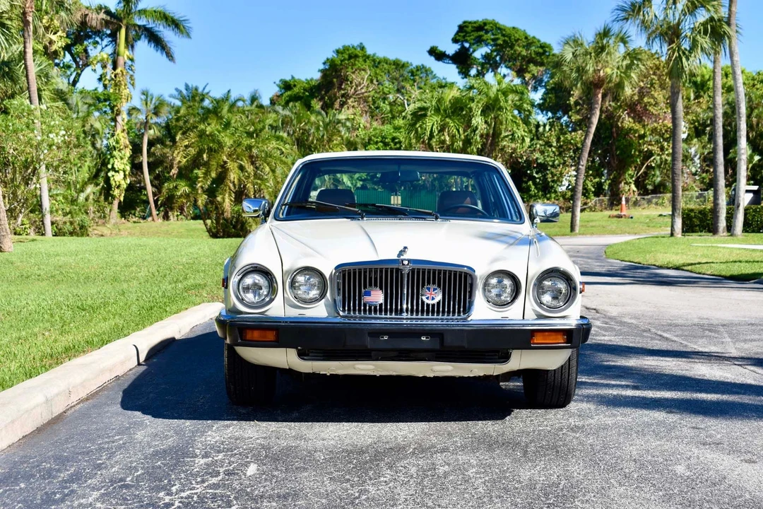 1987 Jaguar XJ Series 3 - Image 27 of 31