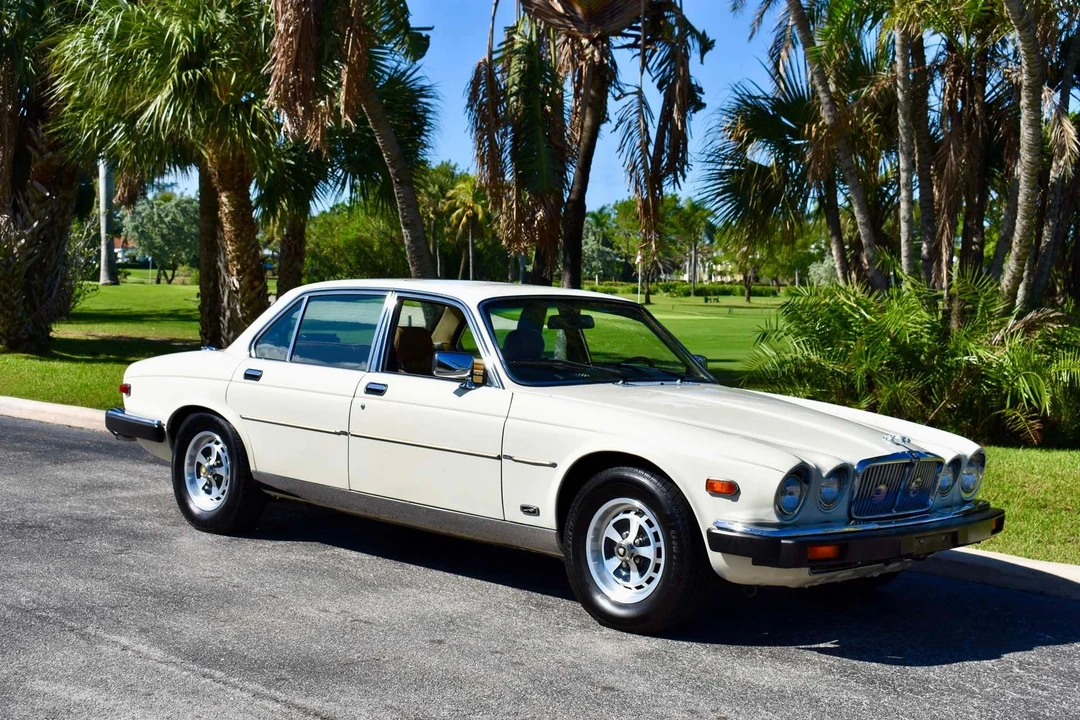 1987 Jaguar XJ Series 3 - Image 9 of 31