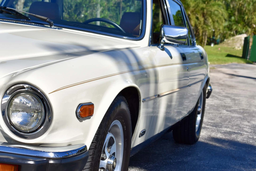1987 Jaguar XJ Series 3 - Image 24 of 31