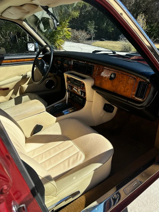 1987 Jaguar XJ Series 3 - Image 8 of 16