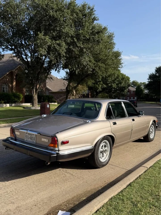 1987 Jaguar XJ Series 3 - Image 2 of 14