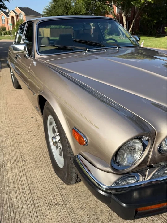 1987 Jaguar XJ Series 3 - Image 6 of 14