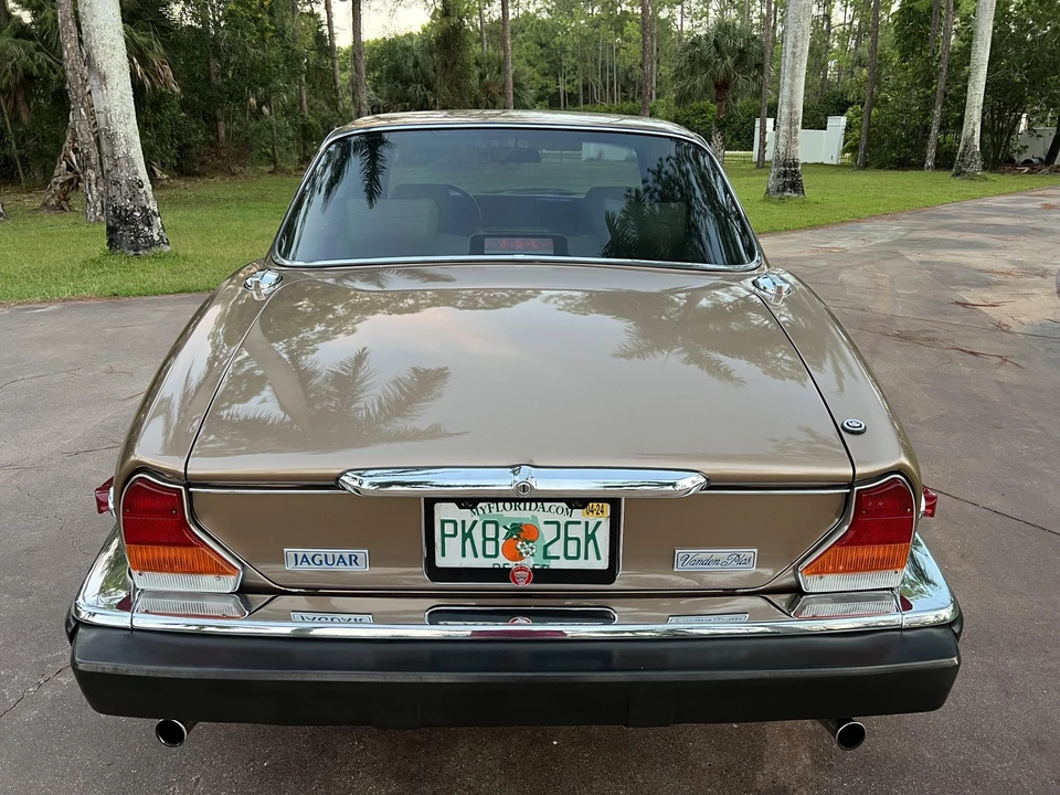 1987 Jaguar XJ Series 3 - Image 29 of 31
