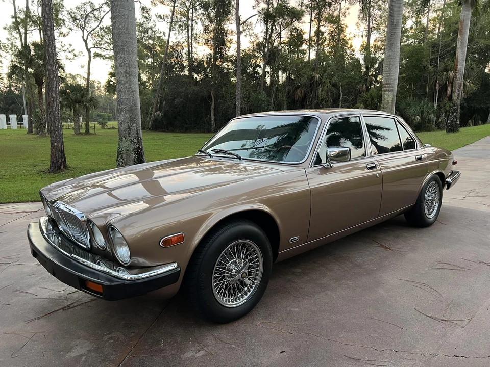 1987 Jaguar XJ Series 3 - Image 4 of 31