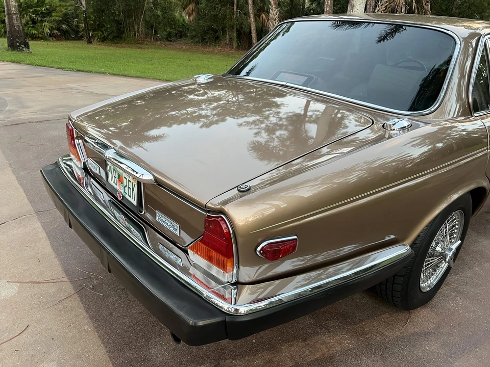 1987 Jaguar XJ Series 3 - Image 30 of 31