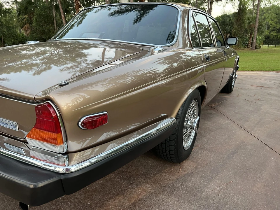 1987 Jaguar XJ Series 3 - Image 31 of 31
