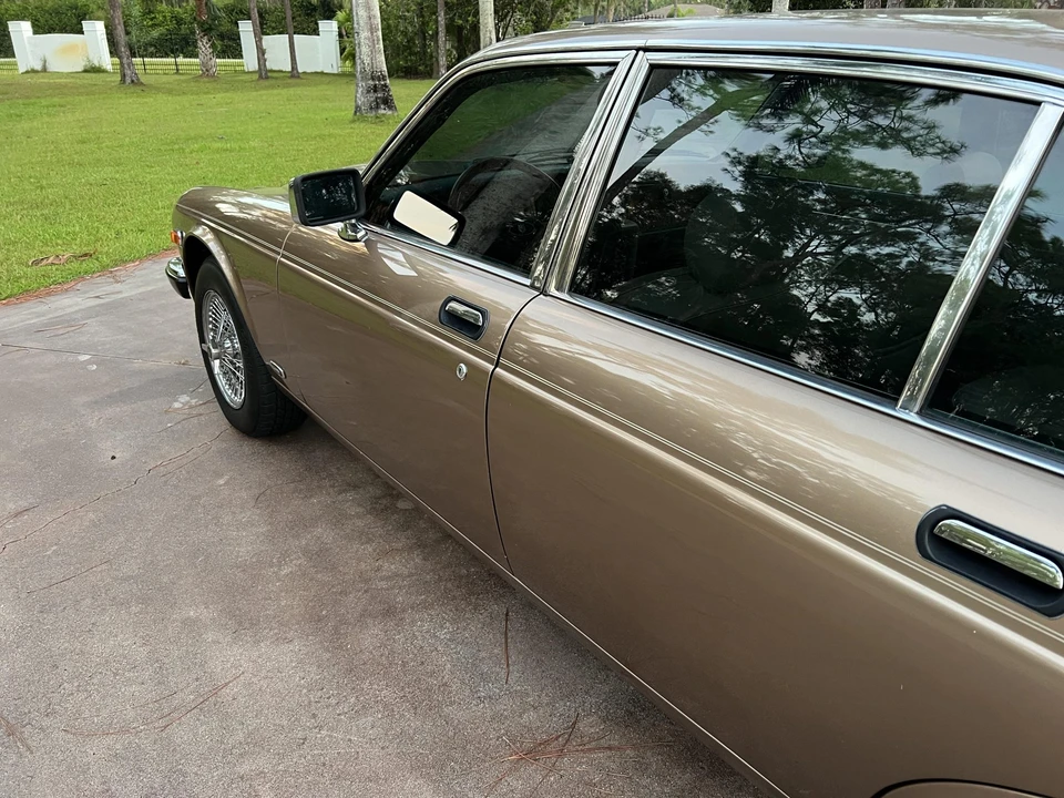 1987 Jaguar XJ Series 3 - Image 26 of 31