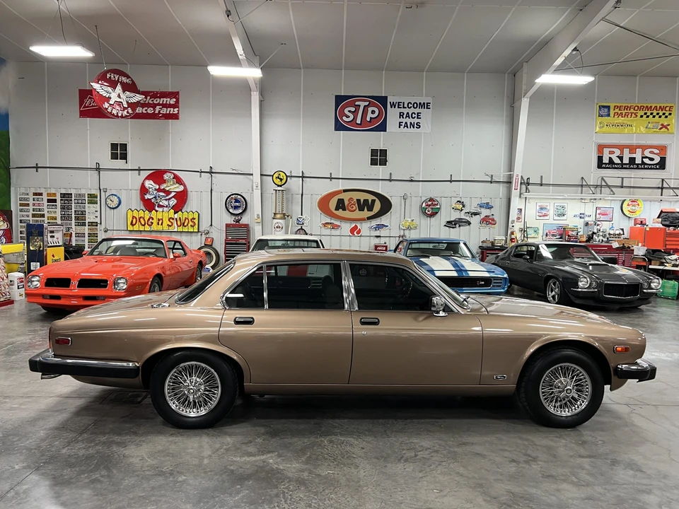 1987 Jaguar XJ Series 3 - Image 20 of 31