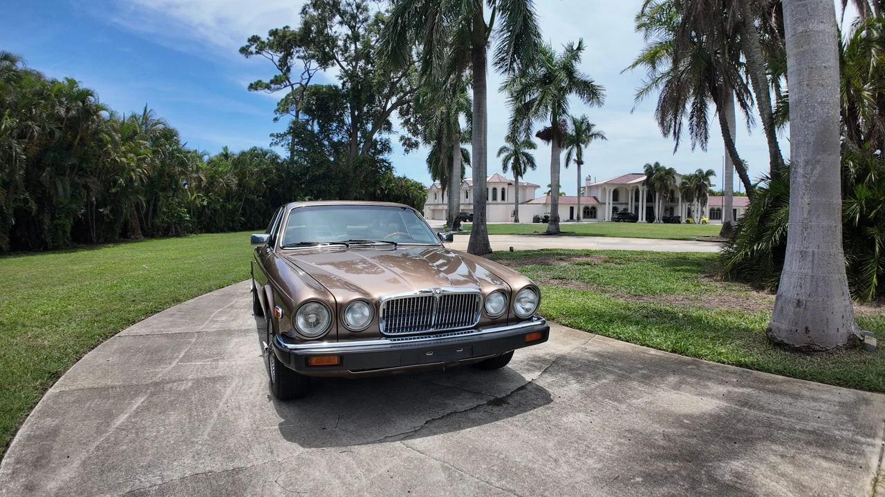 1987 Jaguar XJ Series 3 - Image 4 of 31