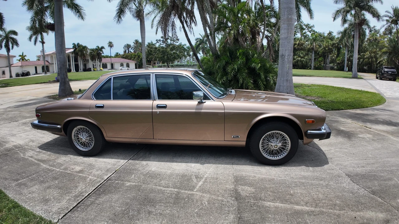 1987 Jaguar XJ Series 3 - Image 21 of 31