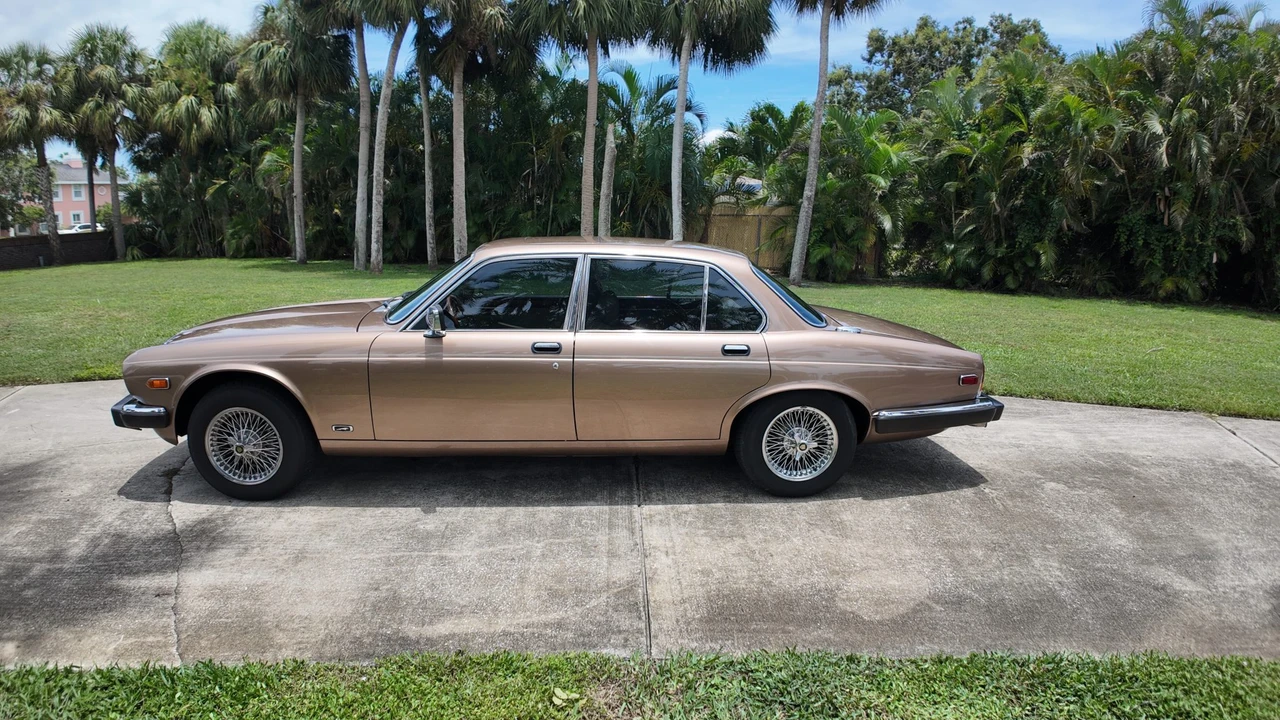 1987 Jaguar XJ Series 3 - Image 9 of 31