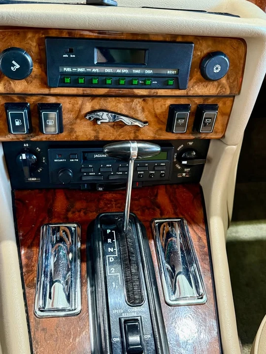 1987 Jaguar XJ Series 3 - Image 14 of 19