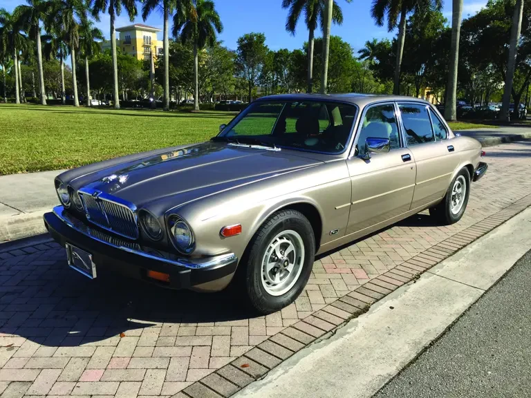 1987 Jaguar XJ Series 3 - Image 2 of 2