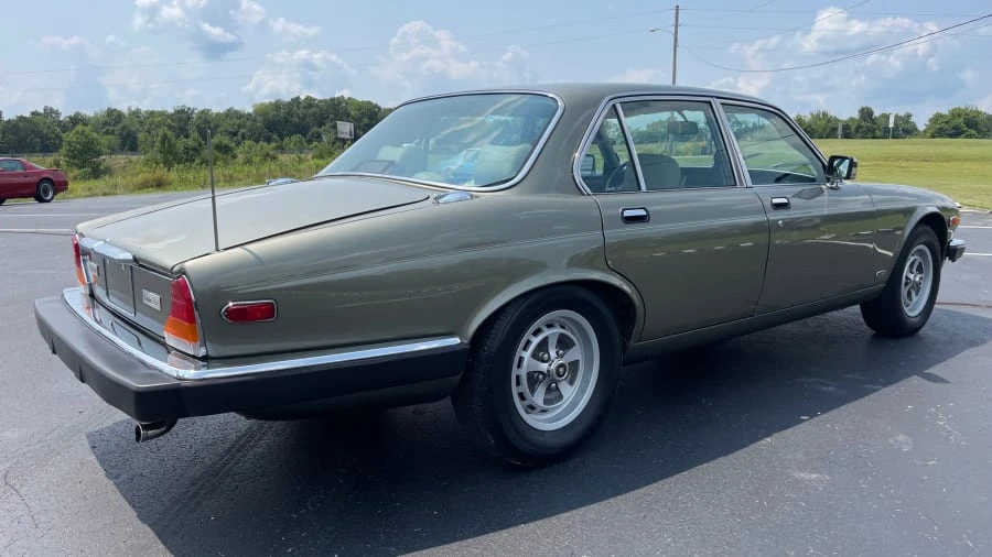 1987 Jaguar XJ Series 3 - Image 6 of 7