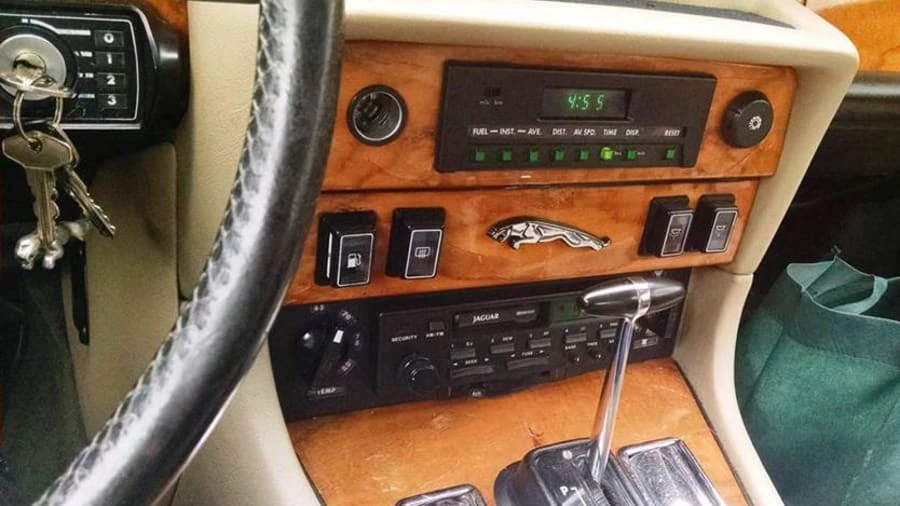 1987 Jaguar XJ Series 3 - Image 3 of 10