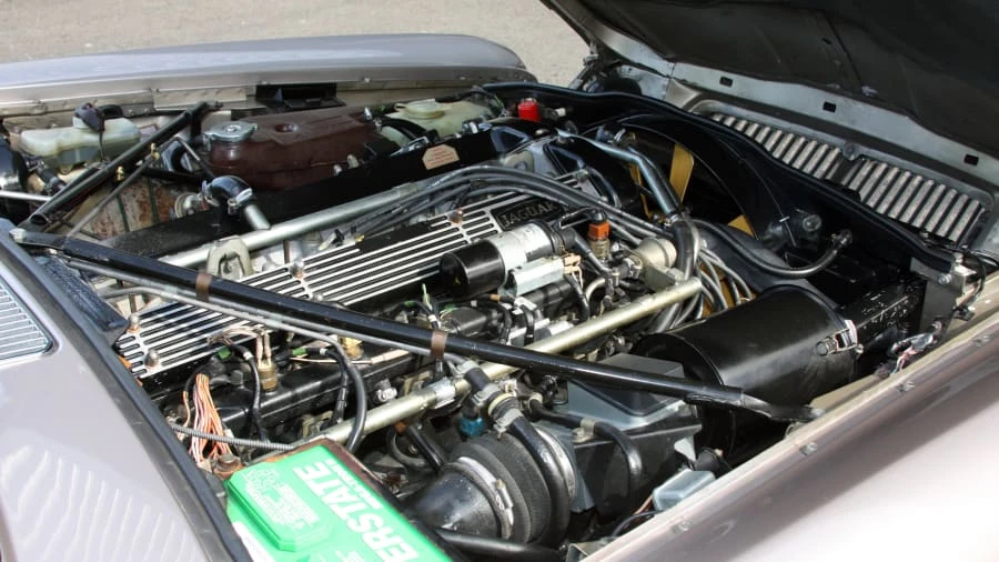 1987 Jaguar XJ Series 3 - Image 5 of 10