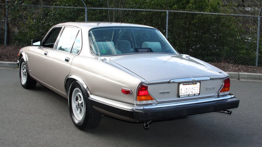 1987 Jaguar XJ Series 3 - Image 9 of 10