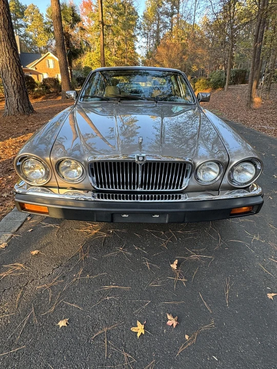 1987 Jaguar XJ Series 3 - Image 3 of 31