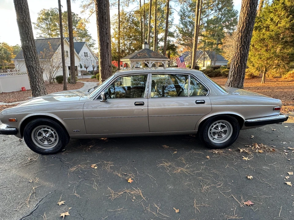 1987 Jaguar XJ Series 3 - Image 20 of 31