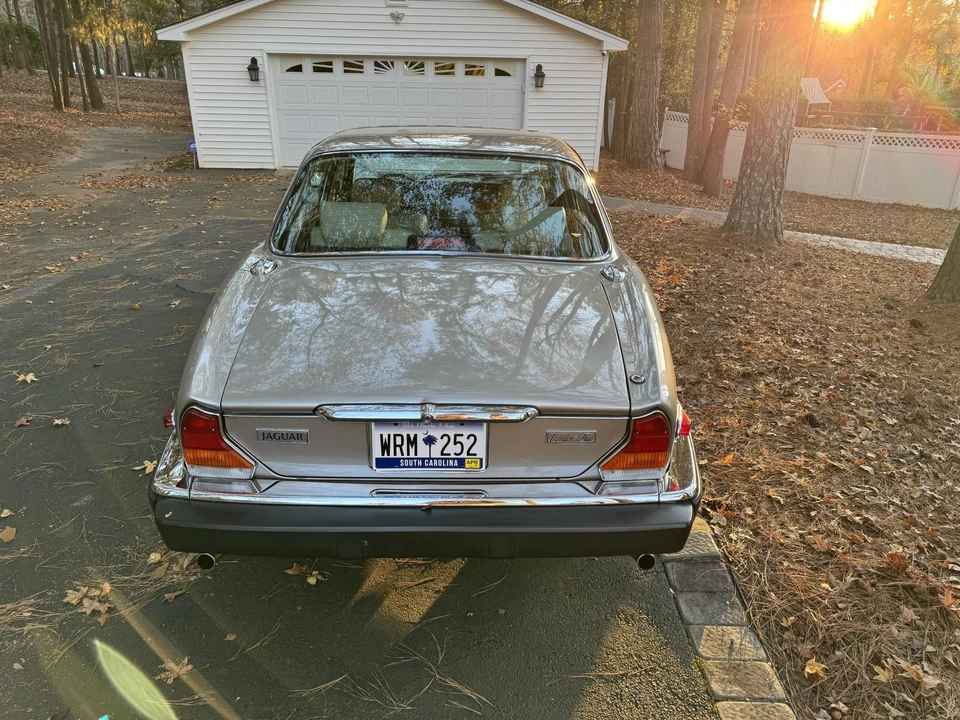 1987 Jaguar XJ Series 3 - Image 15 of 31