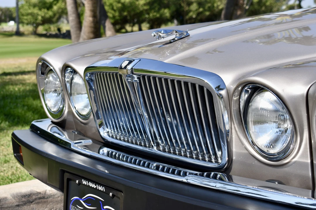 1987 Jaguar XJ Series 3 - Image 24 of 31