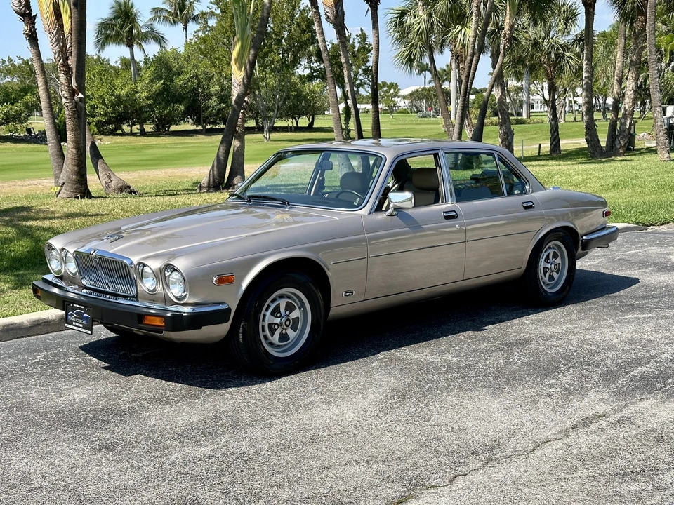 1987 Jaguar XJ Series 3 - Image 6 of 31