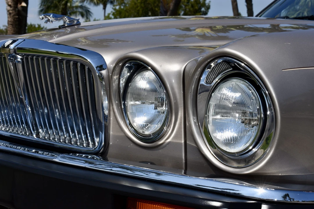 1987 Jaguar XJ Series 3 - Image 26 of 31