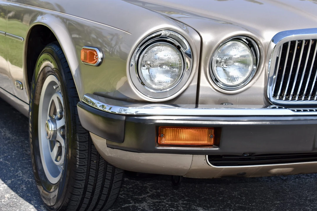1987 Jaguar XJ Series 3 - Image 22 of 31
