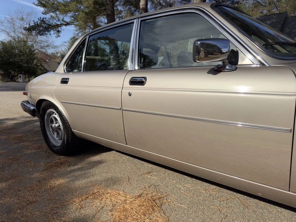1987 Jaguar XJ Series 3 - Image 28 of 31