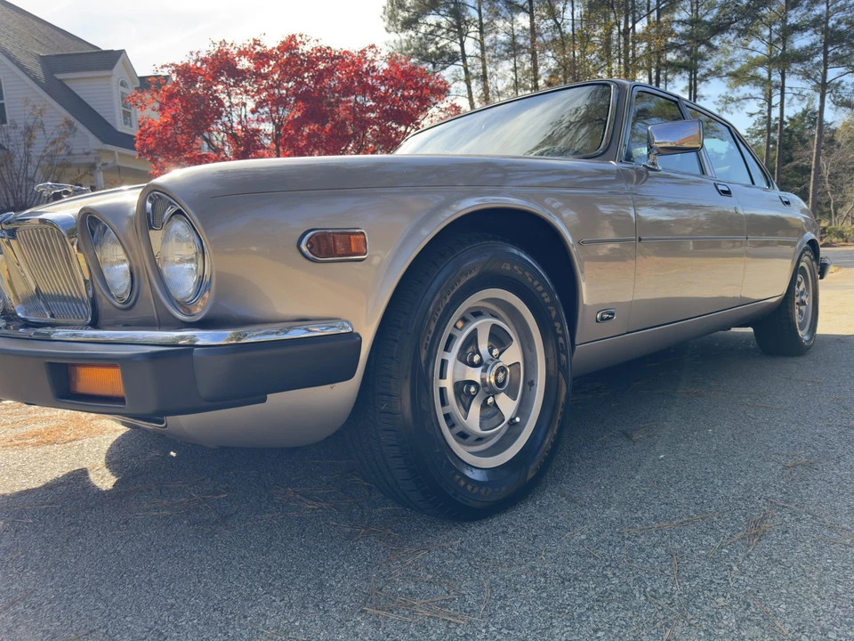 1987 Jaguar XJ Series 3 - Image 22 of 31