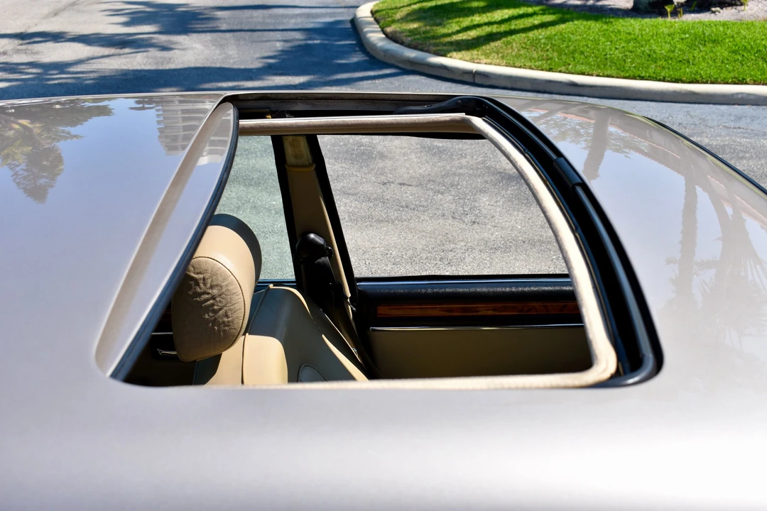 1987 Jaguar XJ Series 3 - Image 26 of 31