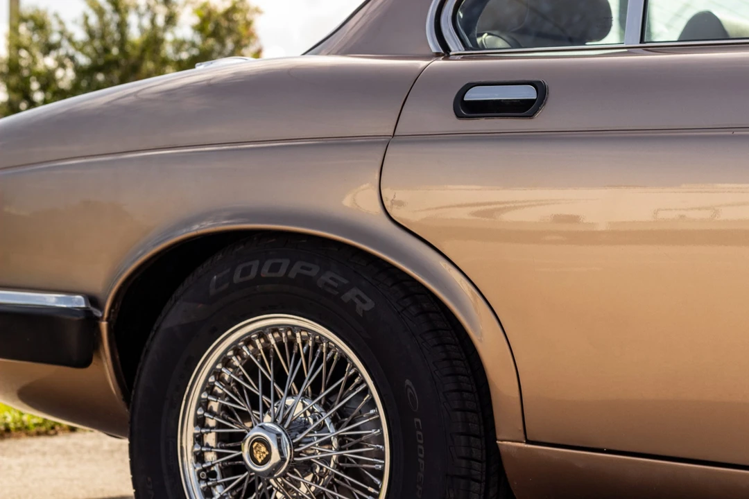 1987 Jaguar XJ Series 3 - Image 14 of 31