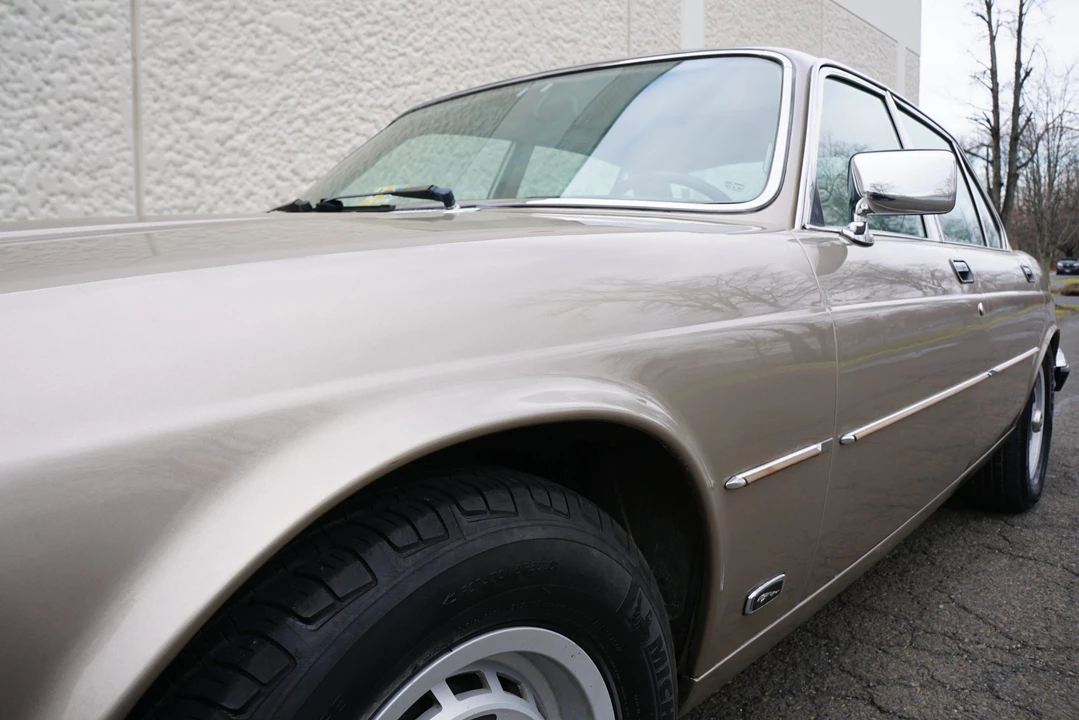 1987 Jaguar XJ Series 3 - Image 25 of 31