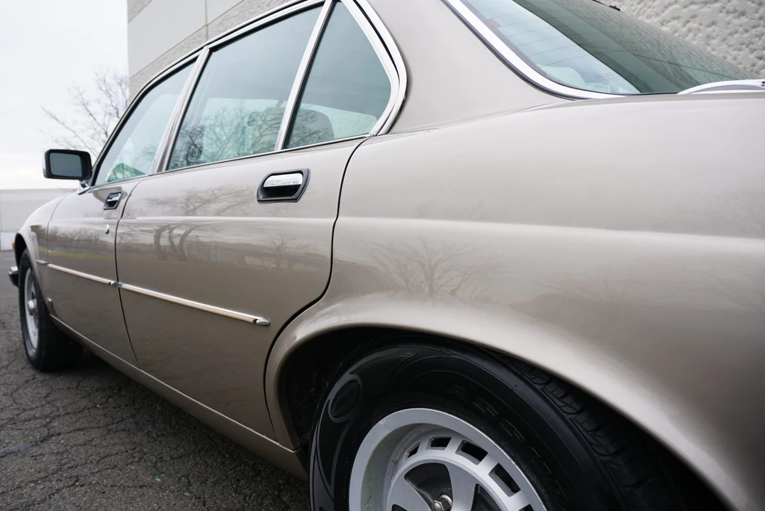 1987 Jaguar XJ Series 3 - Image 23 of 31