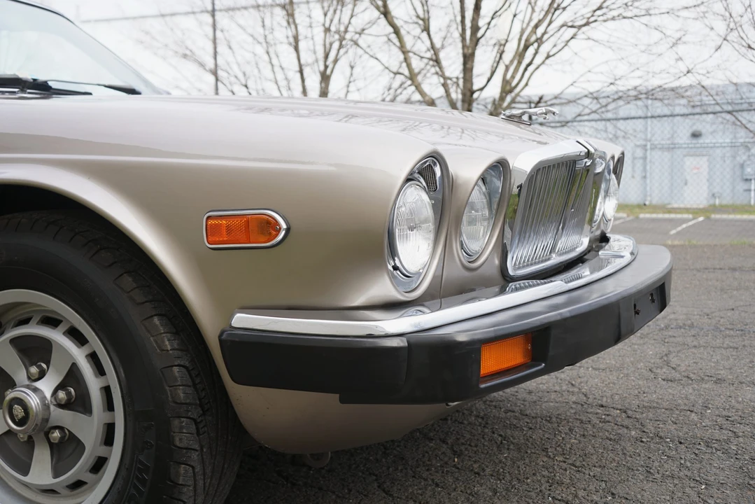 1987 Jaguar XJ Series 3 - Image 17 of 31