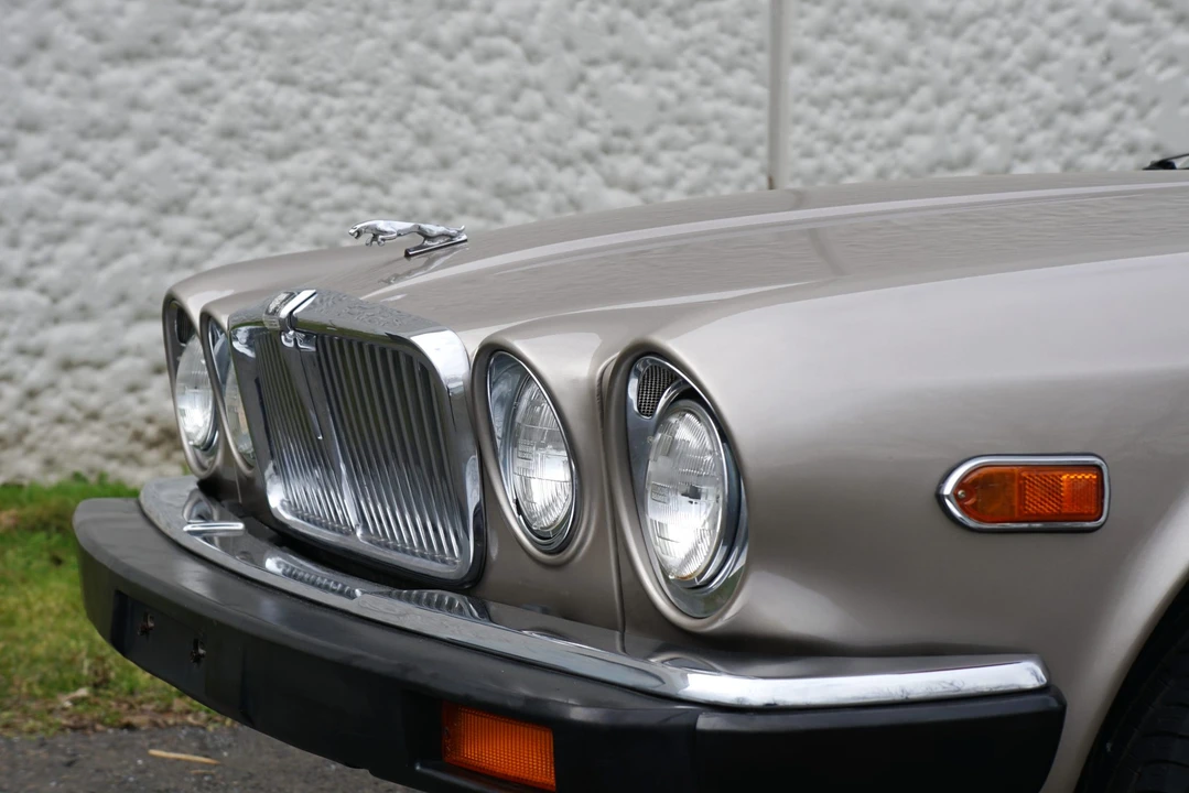 1987 Jaguar XJ Series 3 - Image 15 of 31