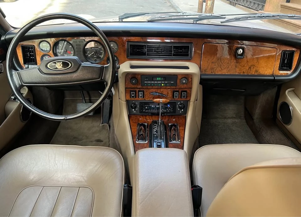 1987 Jaguar XJ Series 3 - Image 6 of 13