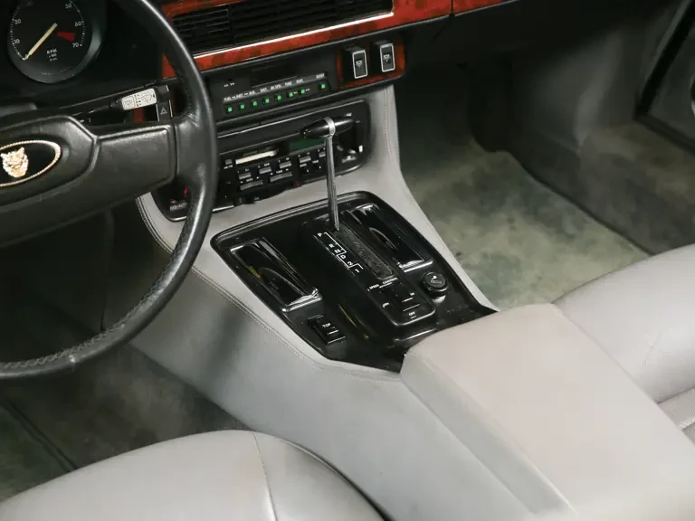 1987 Jaguar XJS Pre-Facelift V12 - Image 15 of 26