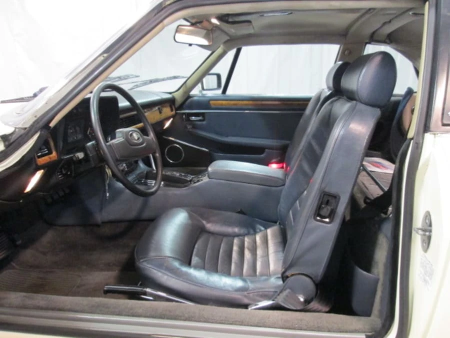 1987 Jaguar XJS - Image 4 of 11