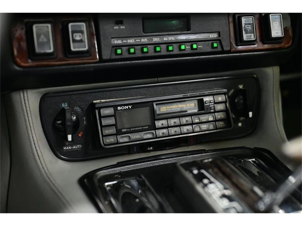 1987 Jaguar XJS Pre-Facelift V12 - Image 27 of 31