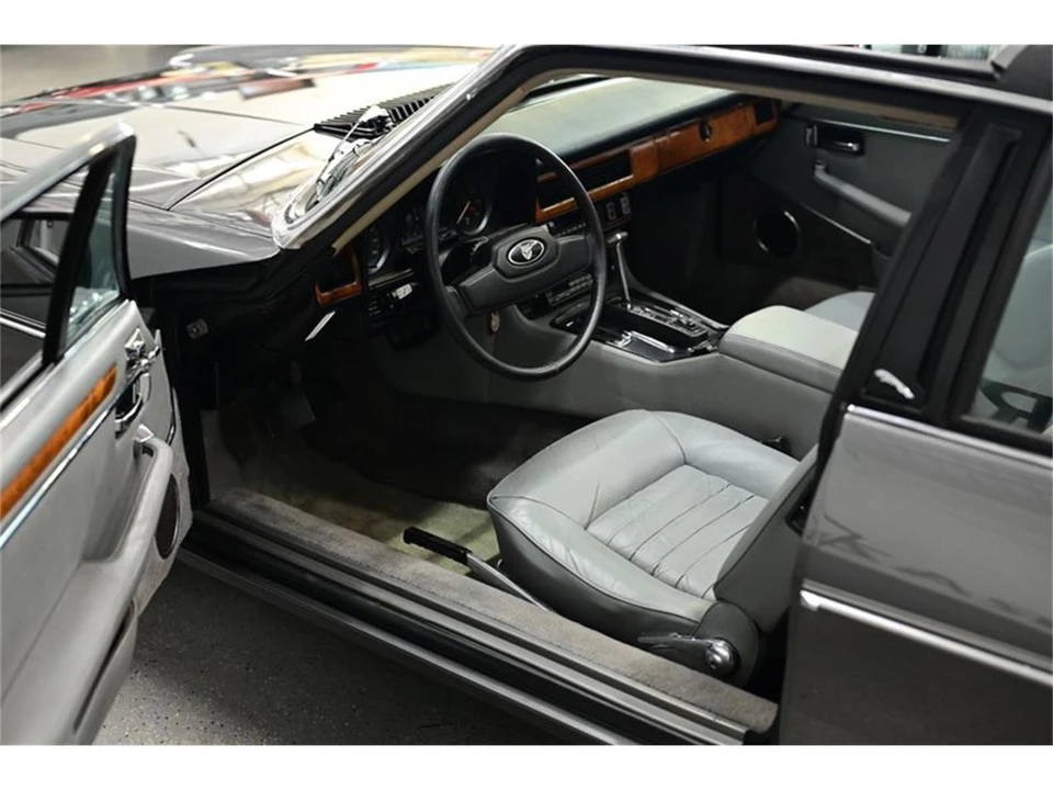 1987 Jaguar XJS Pre-Facelift V12 - Image 19 of 31