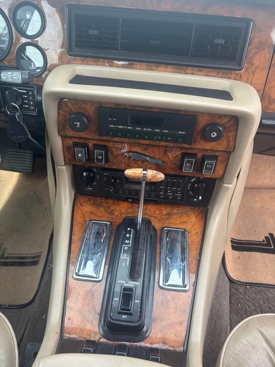 1987 Jaguar XJ Series 3 - Image 3 of 5