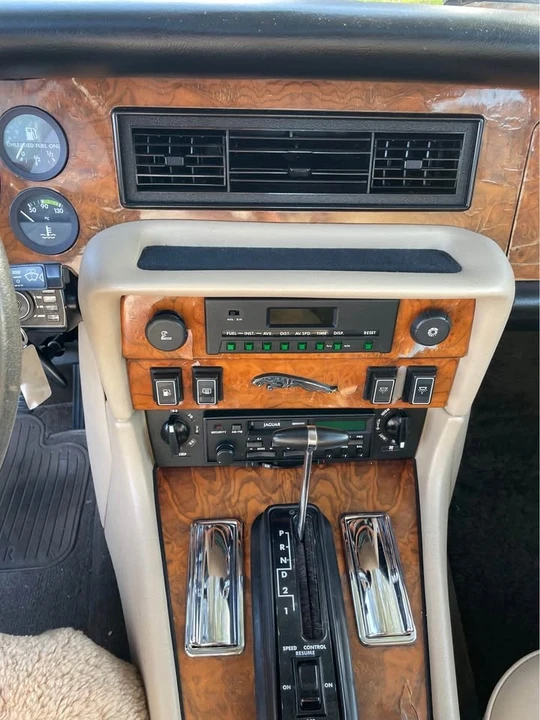1987 Jaguar XJ40 XJ - Image 12 of 14