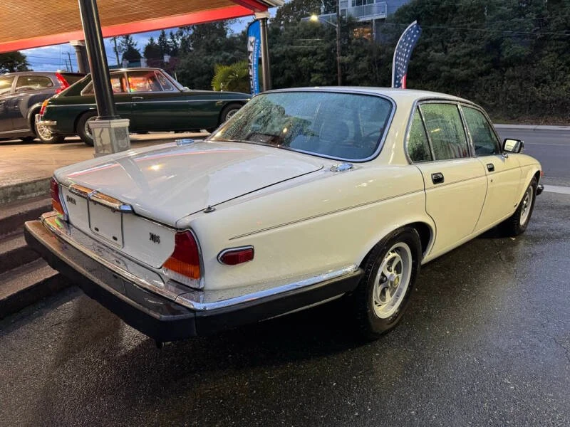 1987 Jaguar XJ Series 3 - Image 2 of 9