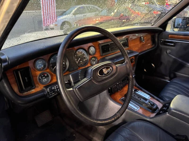 1987 Jaguar XJ Series 3 - Image 6 of 9