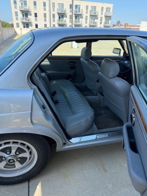 1987 Jaguar XJ40 XJ - Image 18 of 18